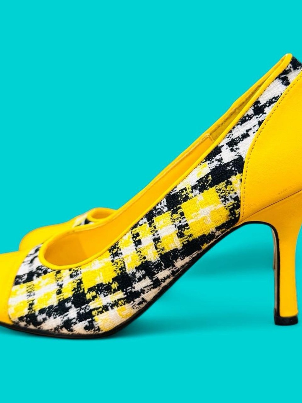 Coup D’état Yellow Plaid Cap Toe Pumps 7.5M Leather Fabric Stiletto Heels